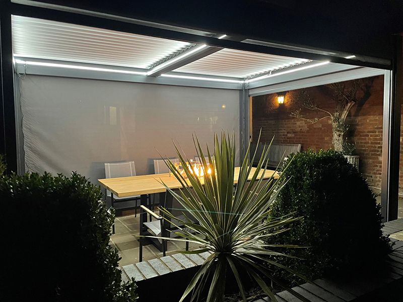 Eclipse Outdoor Gazebo 6m by 3m. With electric louvered roof. Great value £5999!