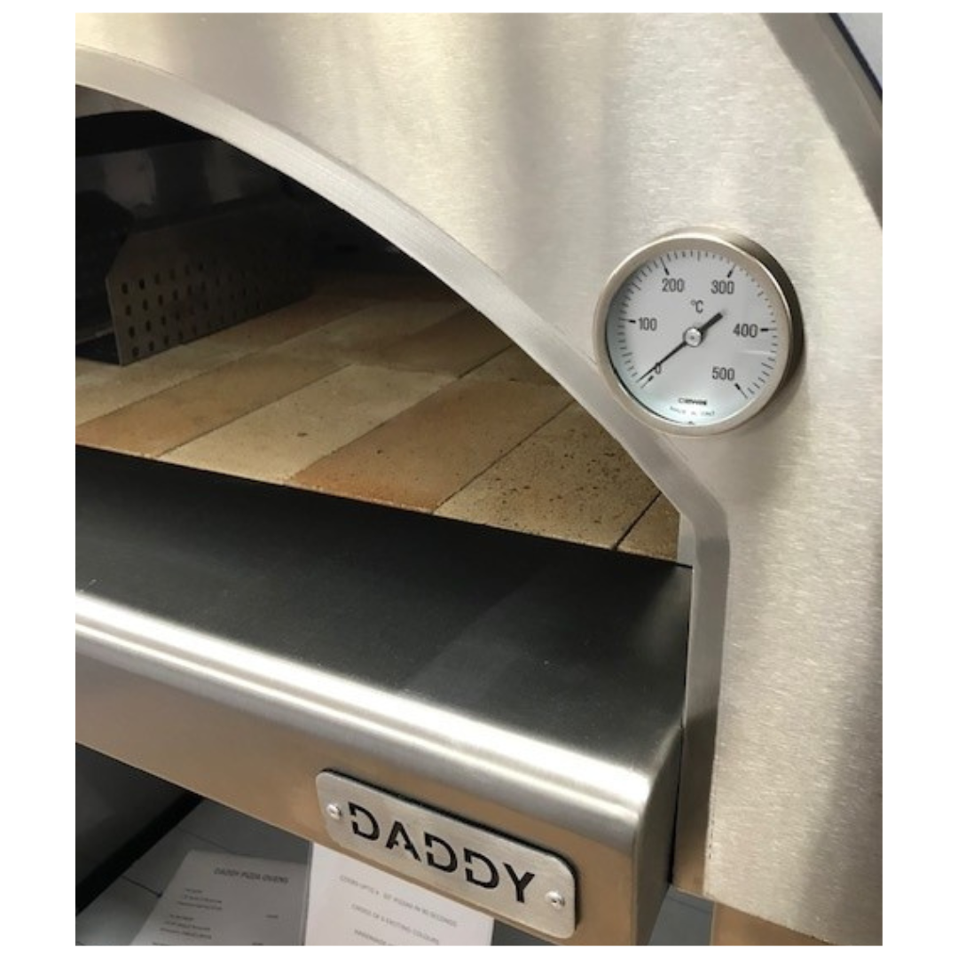 Big Daddy Commercial Grade Wood fired Pizza Oven | Cooks 4 Pizzas in 90 Seconds. Bargain at £1999